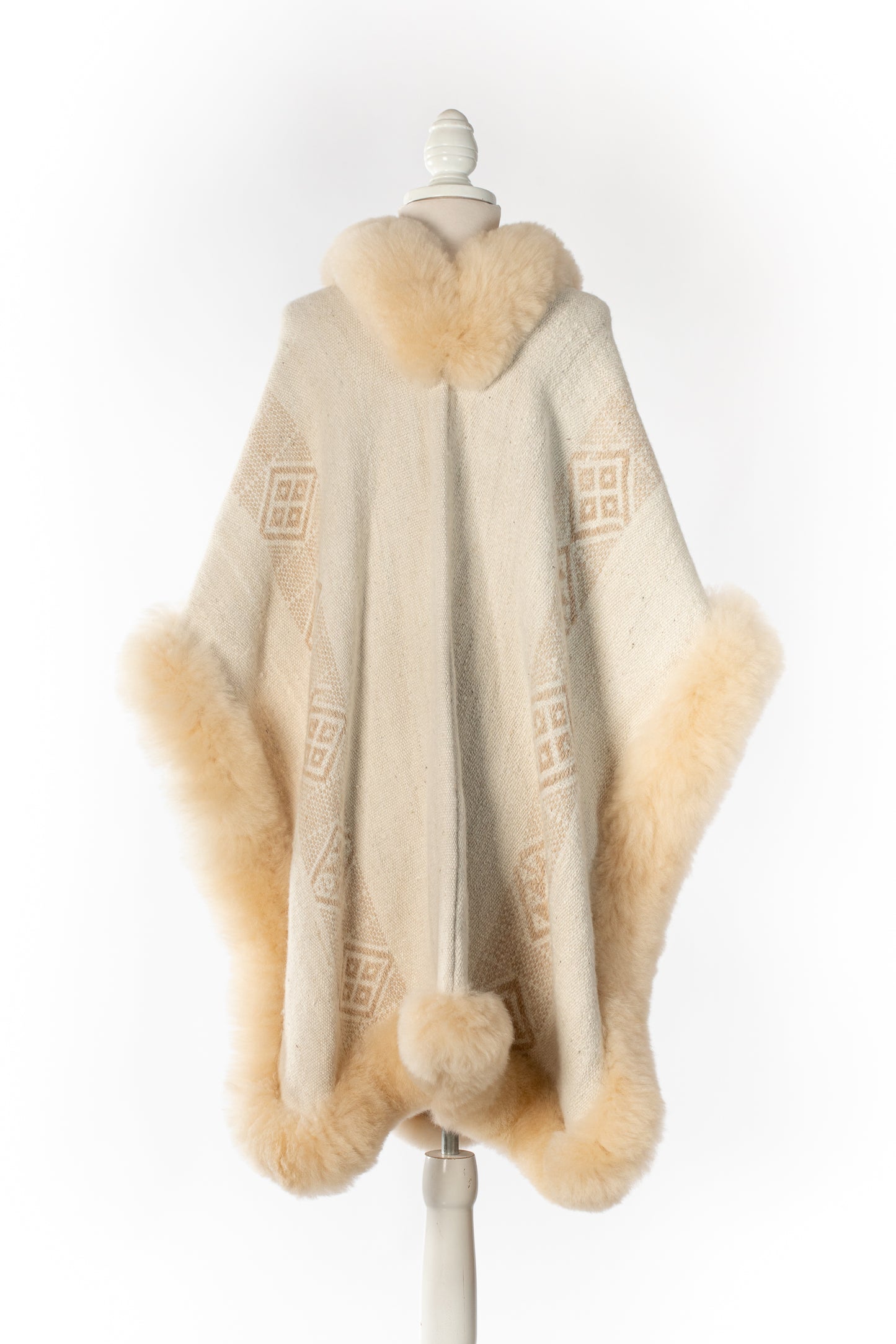 032 | Cream Handwoven Alpaca Cape