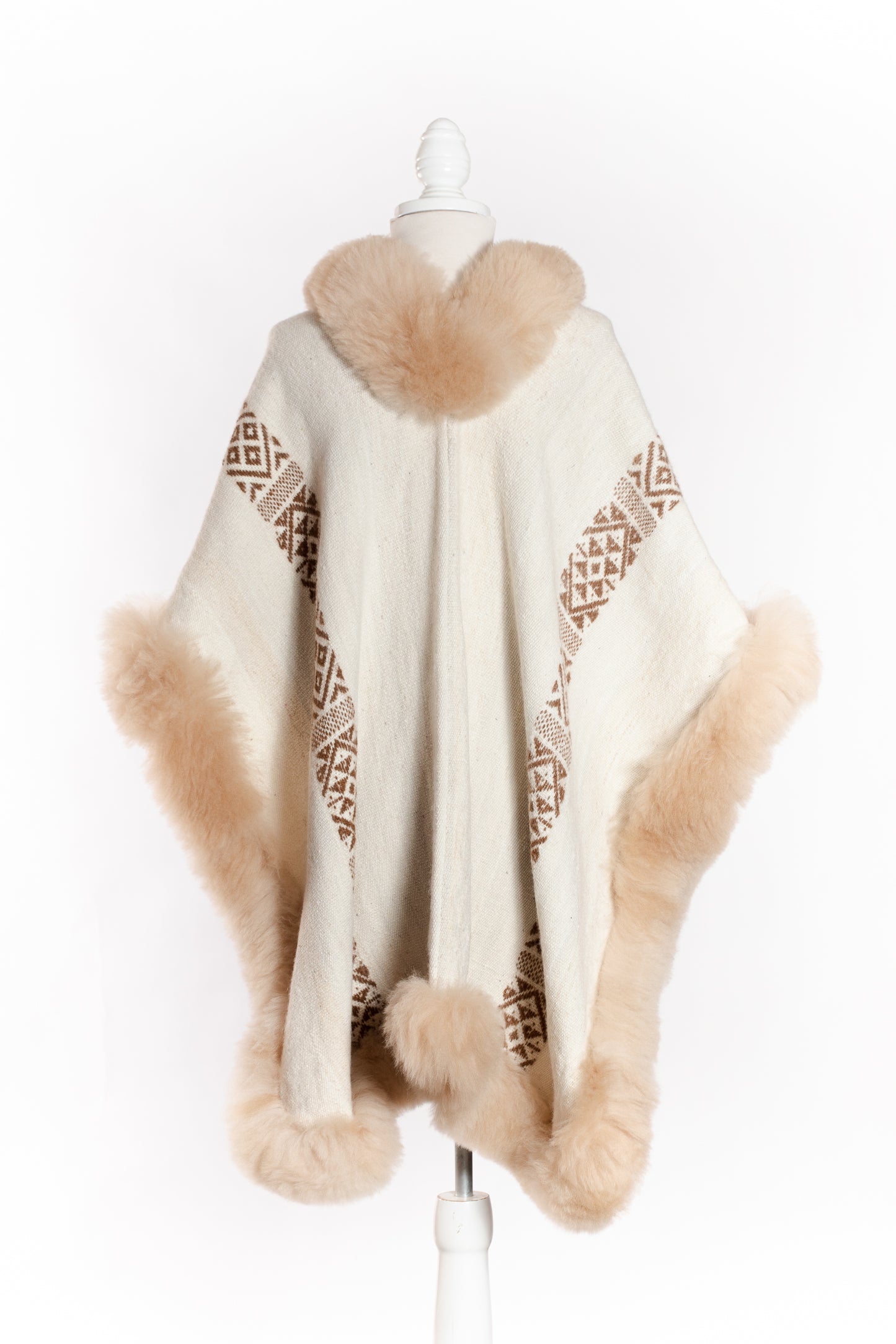 017 | Cream Handwoven Alpaca Cape