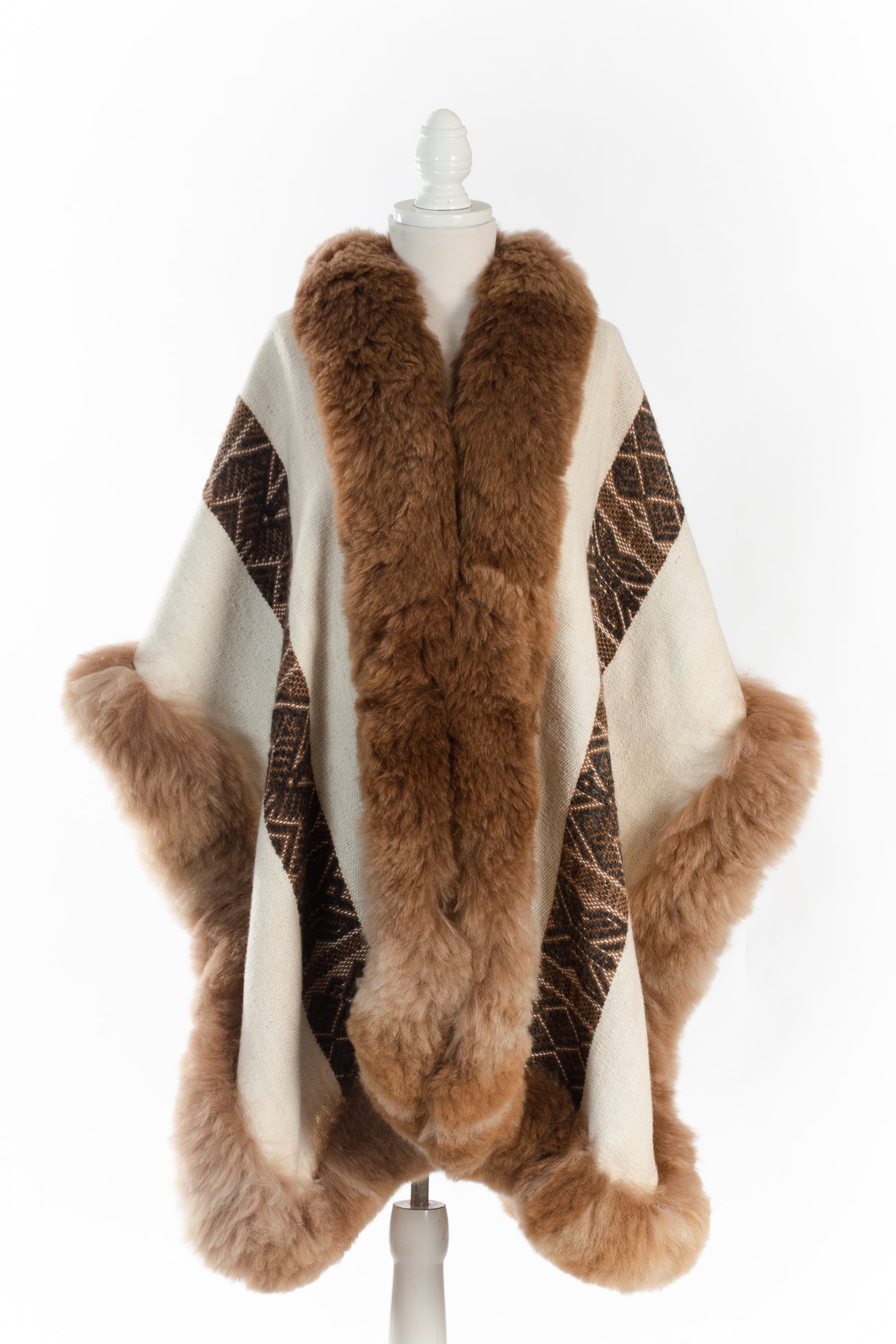 014 | Cream Handwoven Alpaca Cape