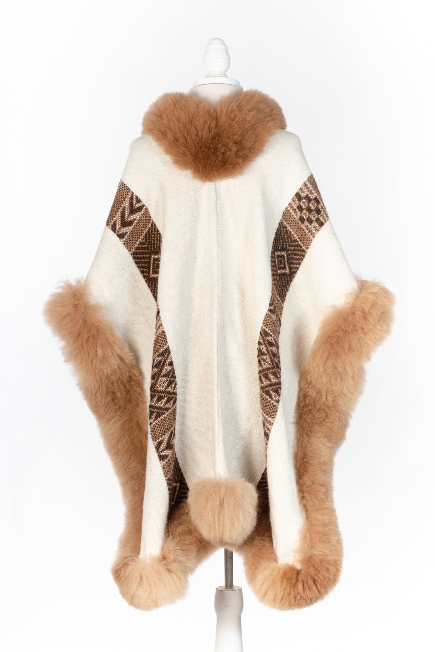 020 | Cream Handwoven Alpaca Cape